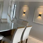Apartamento Completo Em Manaira